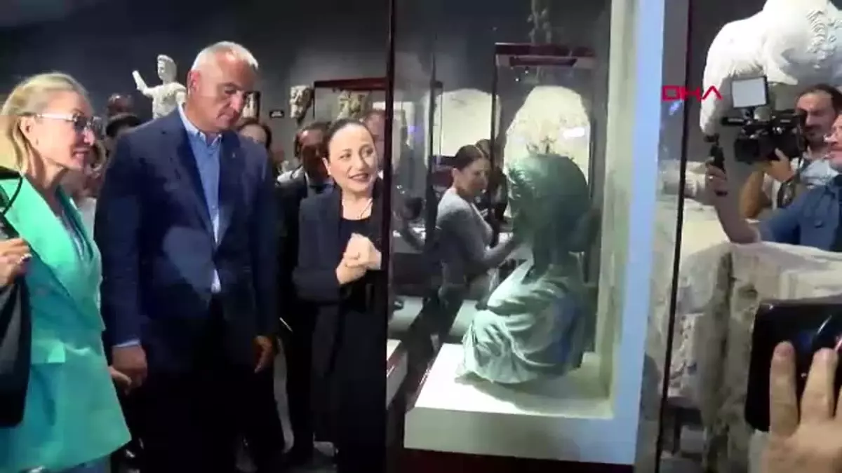 Antalya Kültür Yolu Festivali’nde Türkan Şoray Buluştu