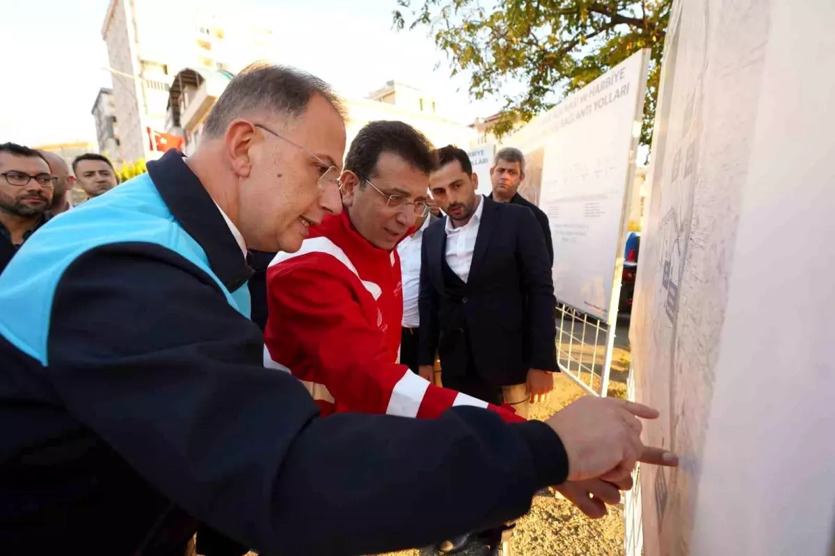 İmamoğlu ve Çalık Beylikdüzü’ndeki Projeleri İnceledi