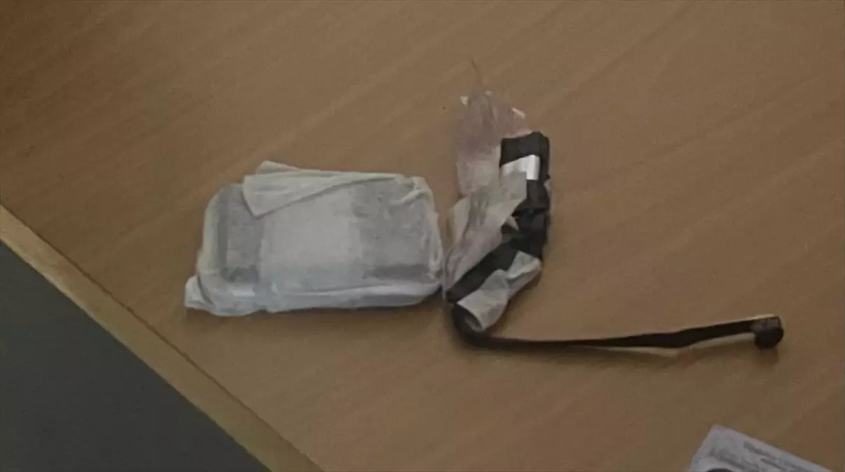 Sınavda Kopya Düzeneği Yakalandı
