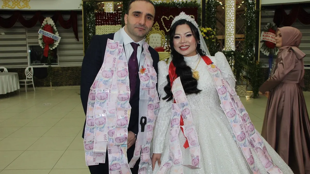 Aşk hikayeleri herkesi etkiledi: Avustralya’dan Batman’a gelin geldi!