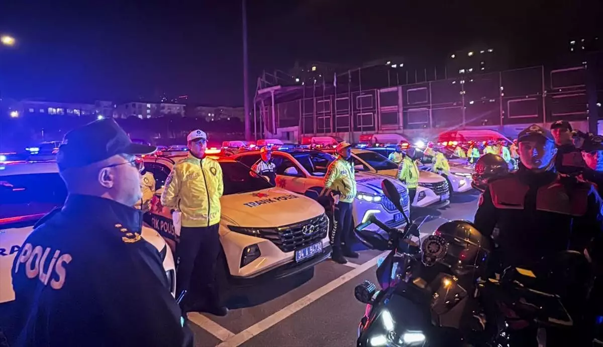 İstanbul Emniyet Müdürü Esenyurt’ta Uygulamaları Denetledi