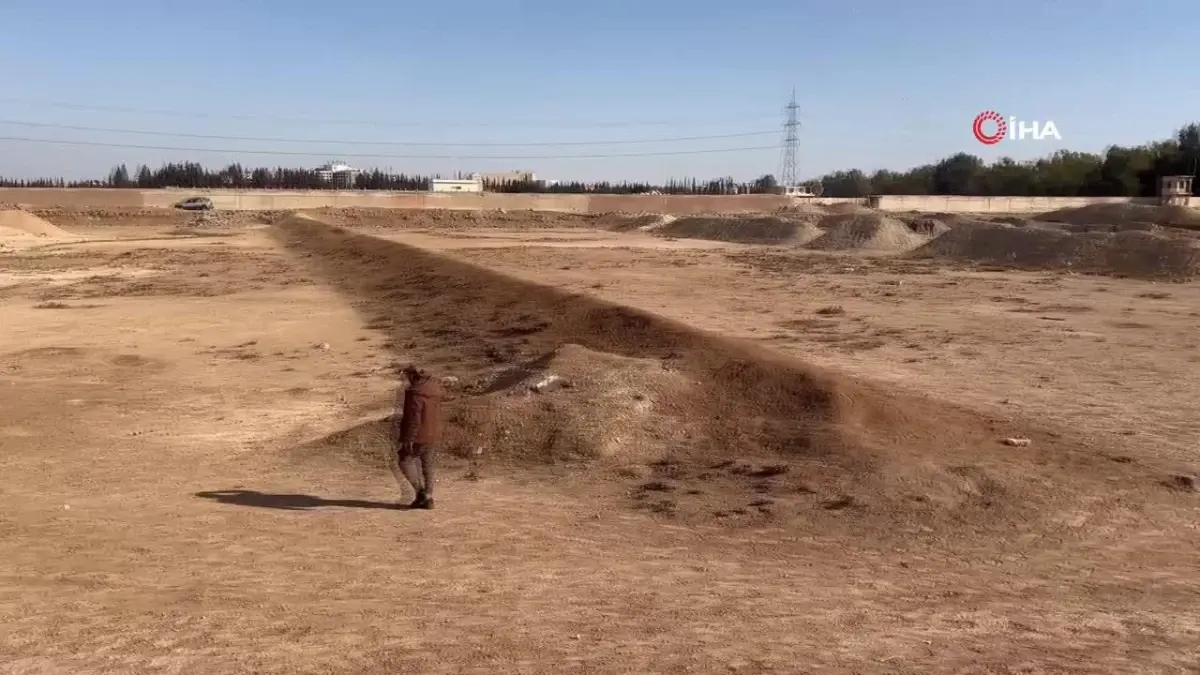 Suriye’de kadınların gömüldüğü toplu mezarlar bulundu