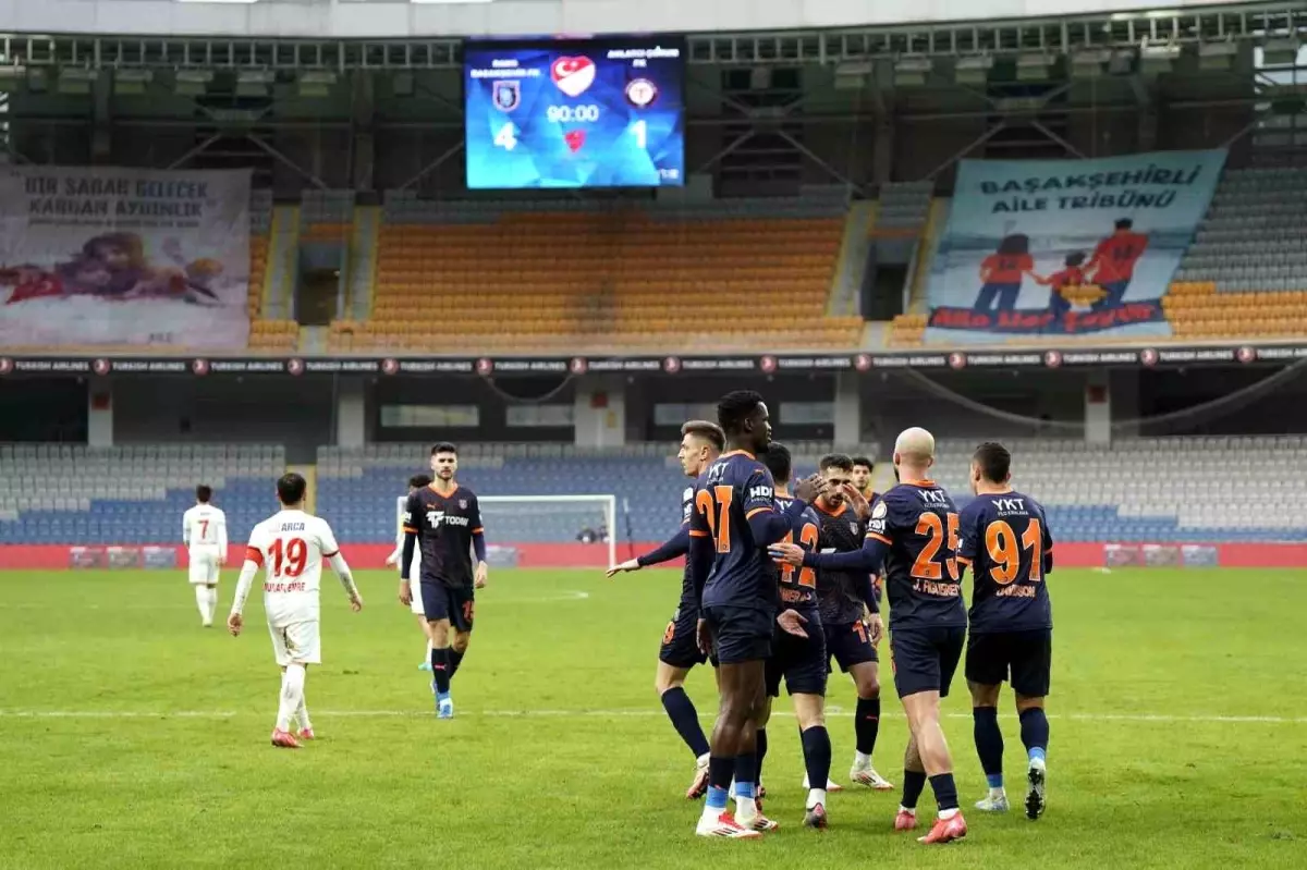 Başakşehir Çorum FK’yı 4-1 Yendi