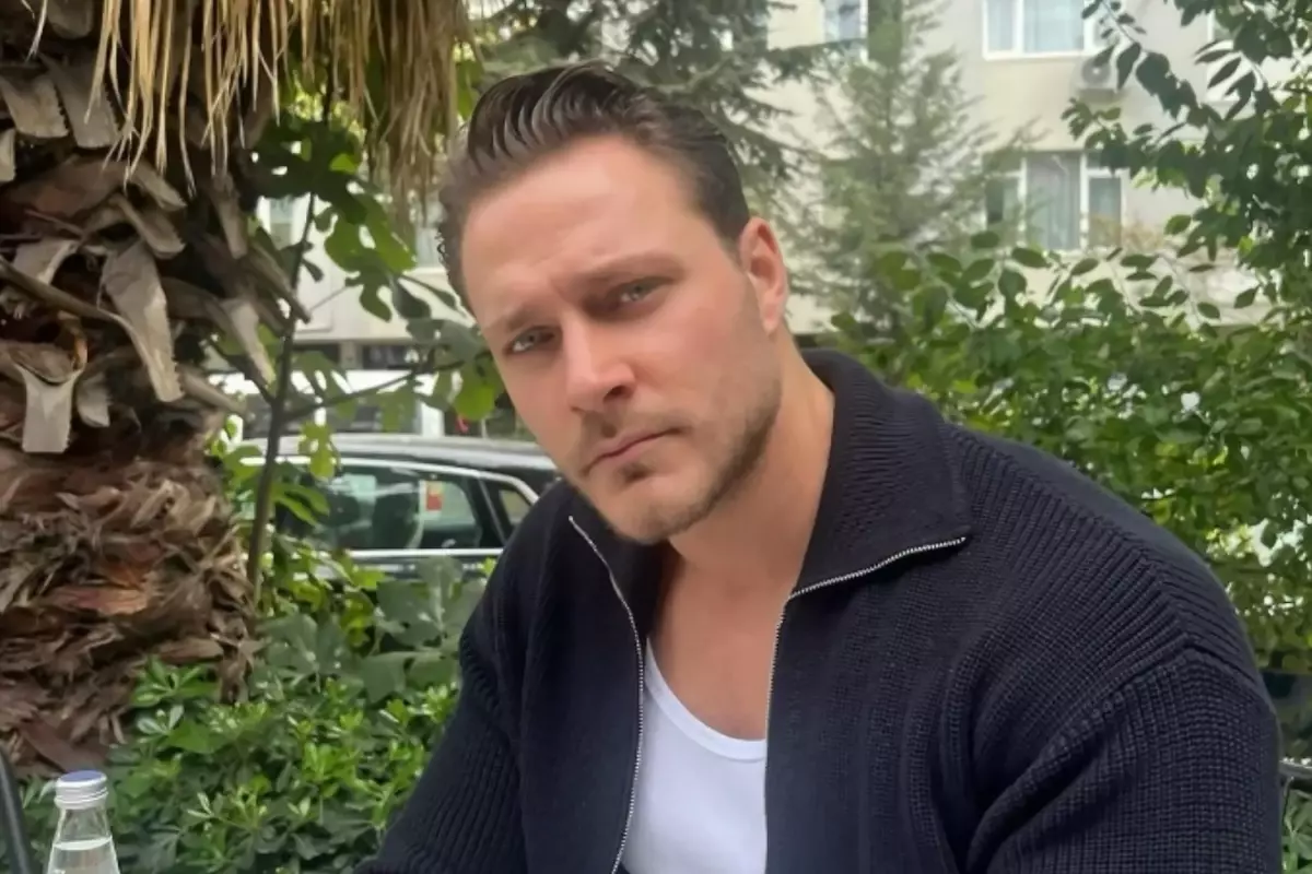 Burak Çelik’ten müjdeli haber! Ünlü oyuncu baba oluyor