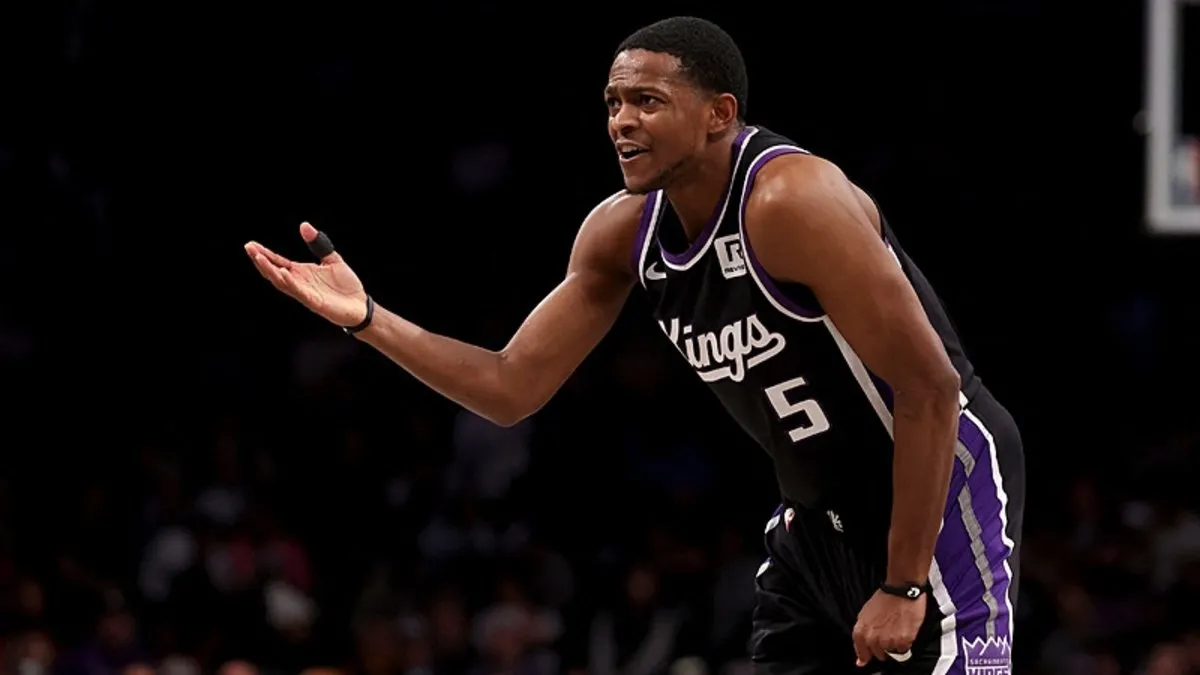 San Antonio Spurs, 3 takımlı takasta De’Aaron Fox’u kadrosuna kattı