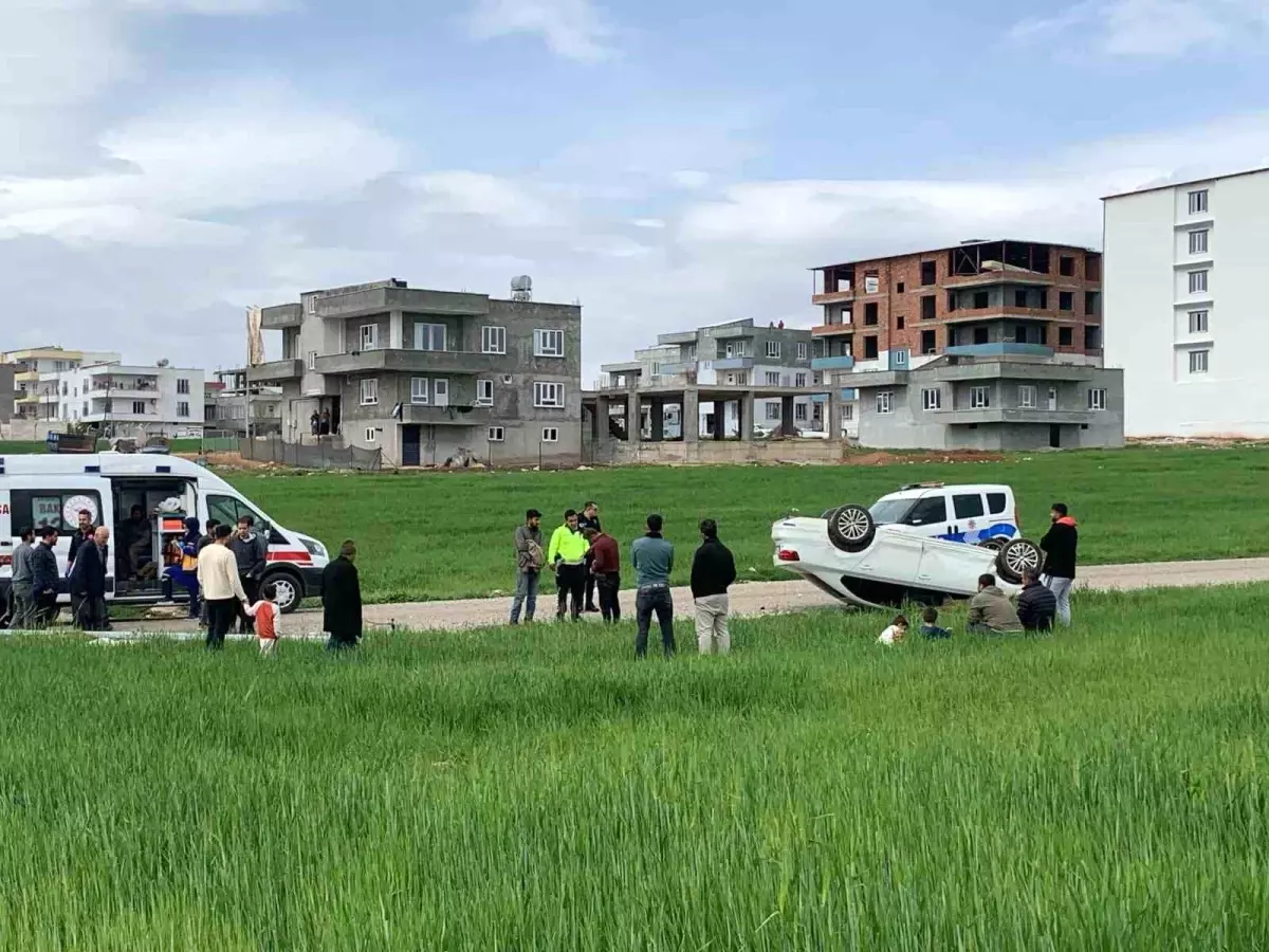 Adıyaman’da Takla Atan Otomobilde 4 Yaralı