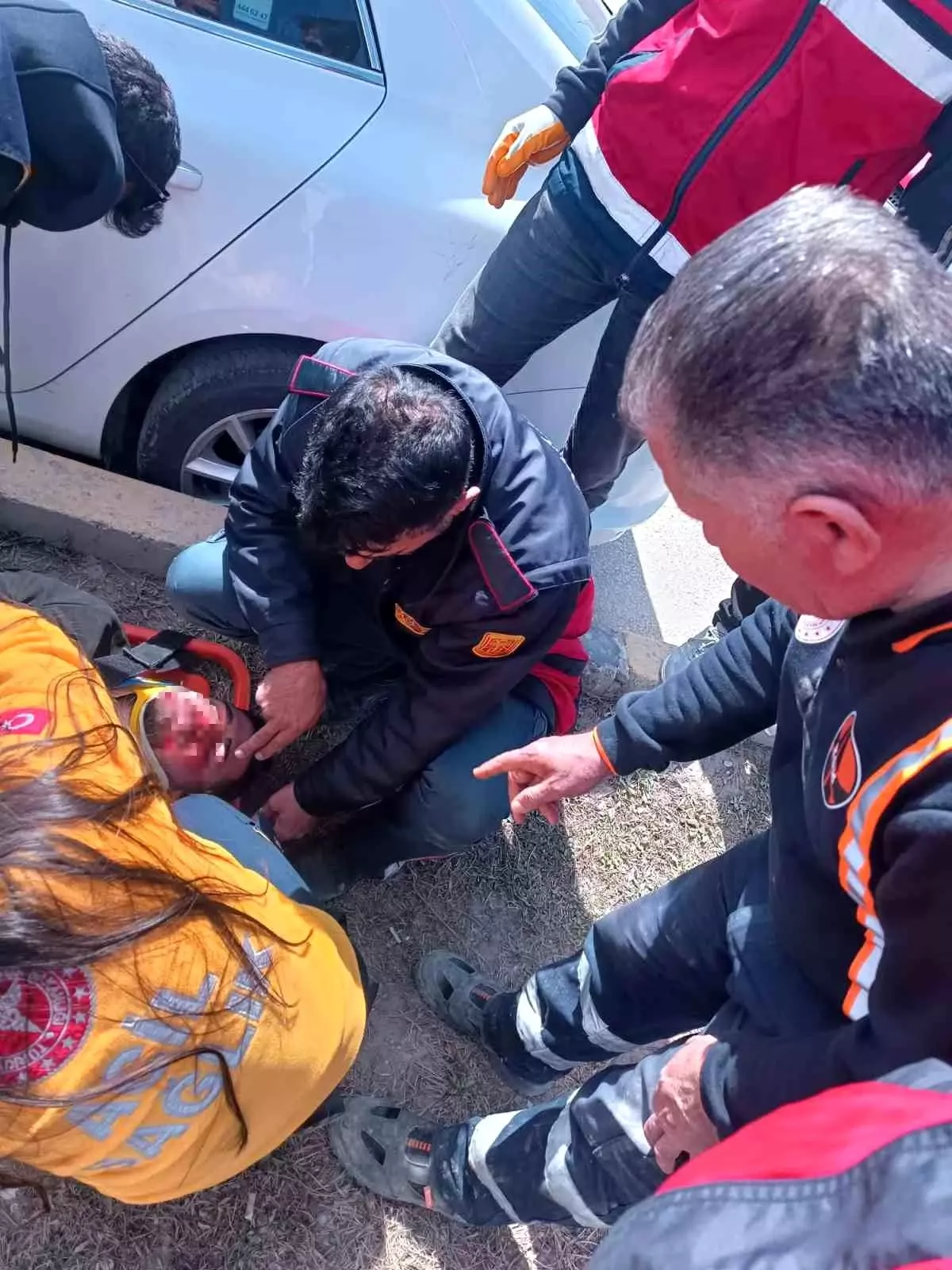 Van’da Trafik Kazası: Sürücü Yaralandı