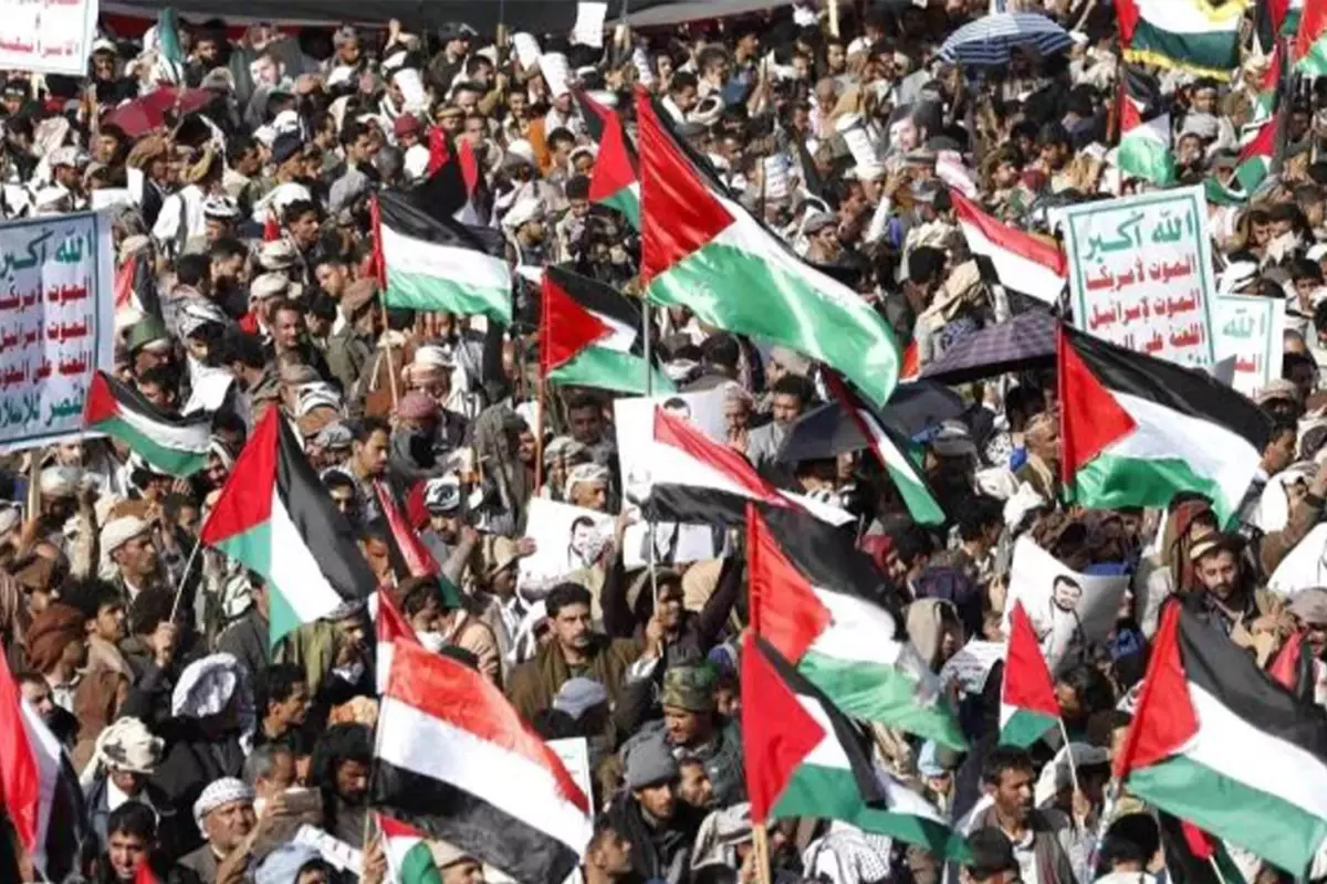 Yemen’de İsrail ve ABD saldırıları protesto edildi