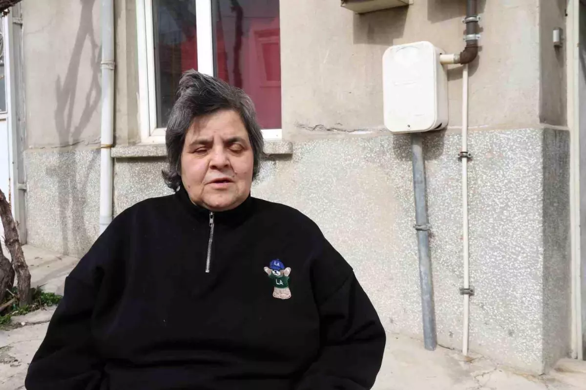 Görme Engelli Kadının Azmi Takdir Topluyor