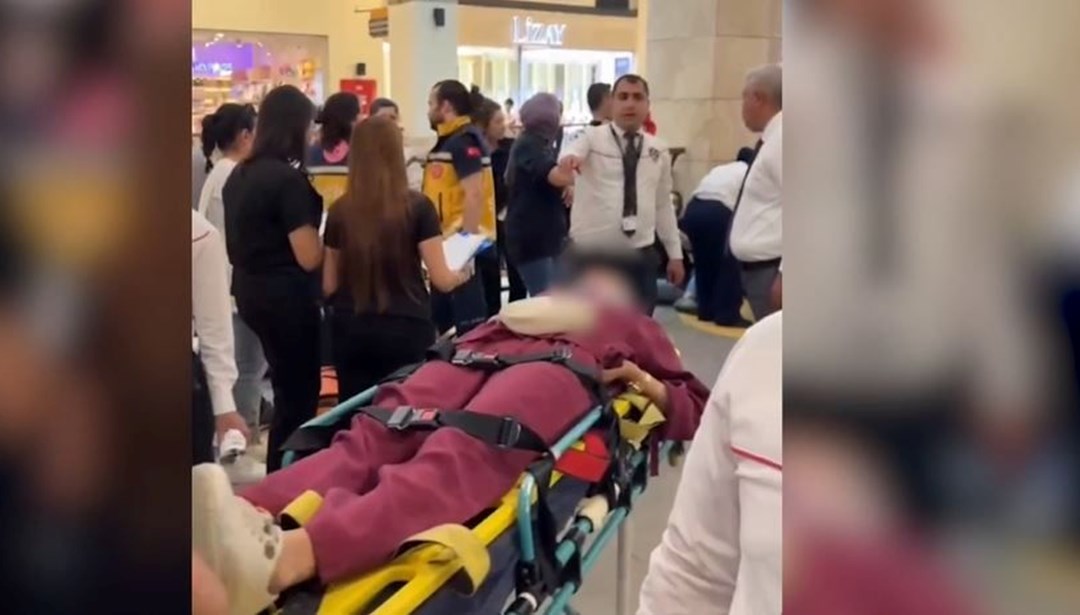 Mersin’de mağazanın tavanı çöktü: Biri çocuk 2 yaralı